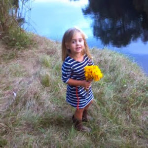 Meet your Posher, Crystal